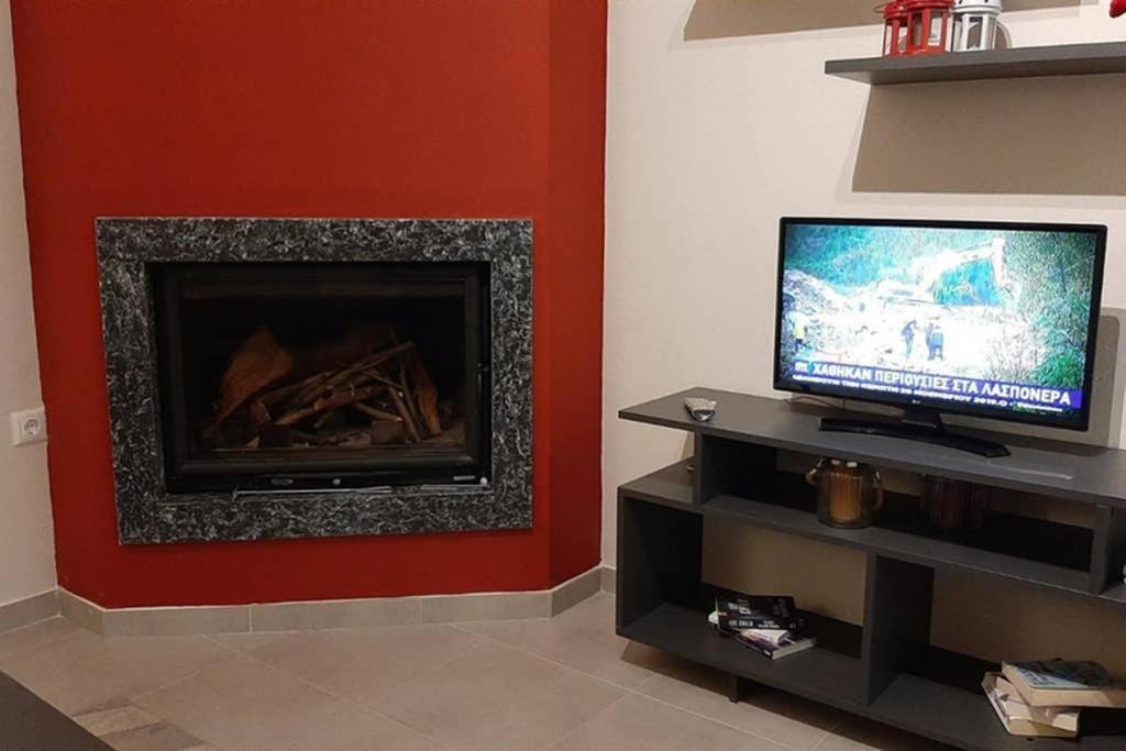Danais Guesthouse Трикала Екстер'єр фото
